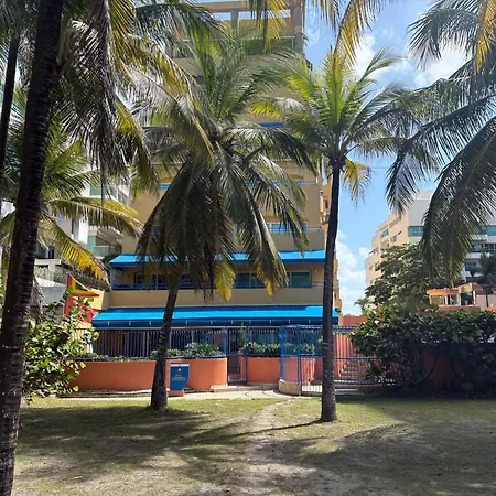 Caribbean Beachfront Getaway Apartamento