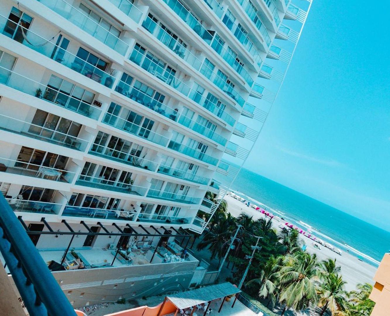 Apartment Caribbean Beachfront Getaway *