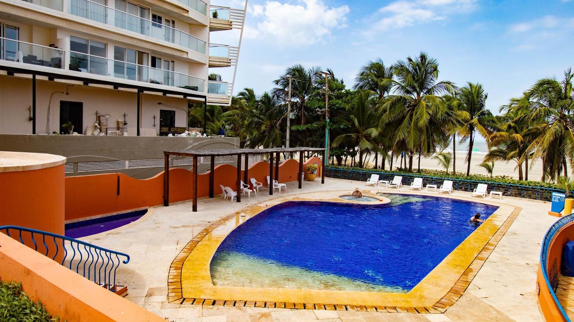 Caribbean Beachfront Getaway Apartment Cartagena