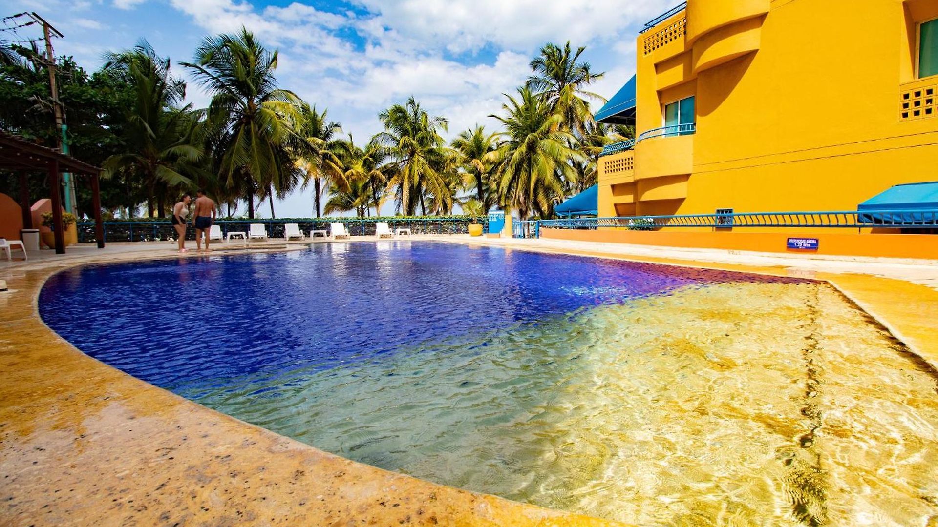 Caribbean Beachfront Getaway Apartment Cartagena
