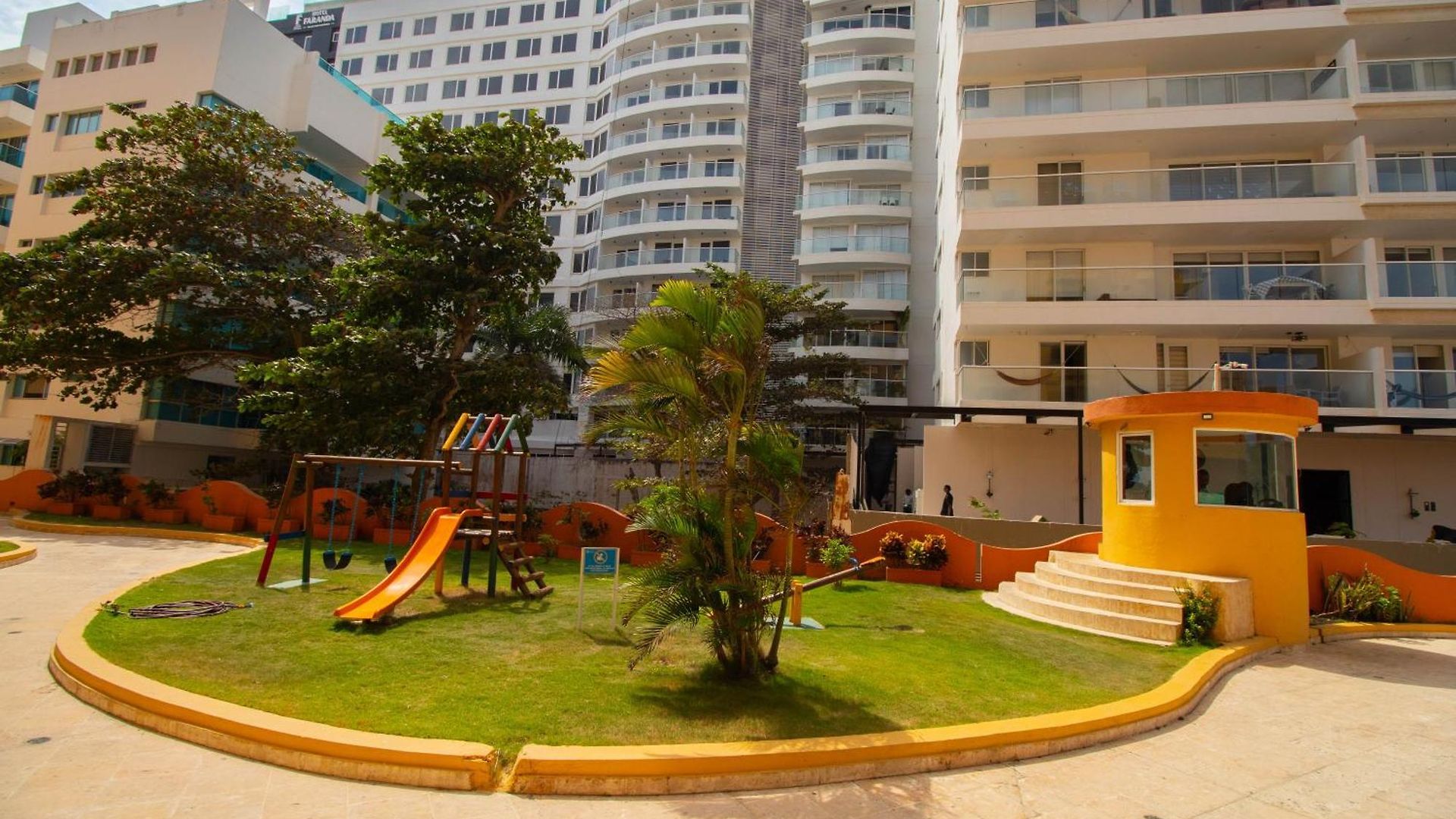 Caribbean Beachfront Getaway * Cartagena