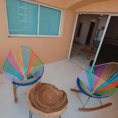 Caribbean Beachfront Getaway Apartamento